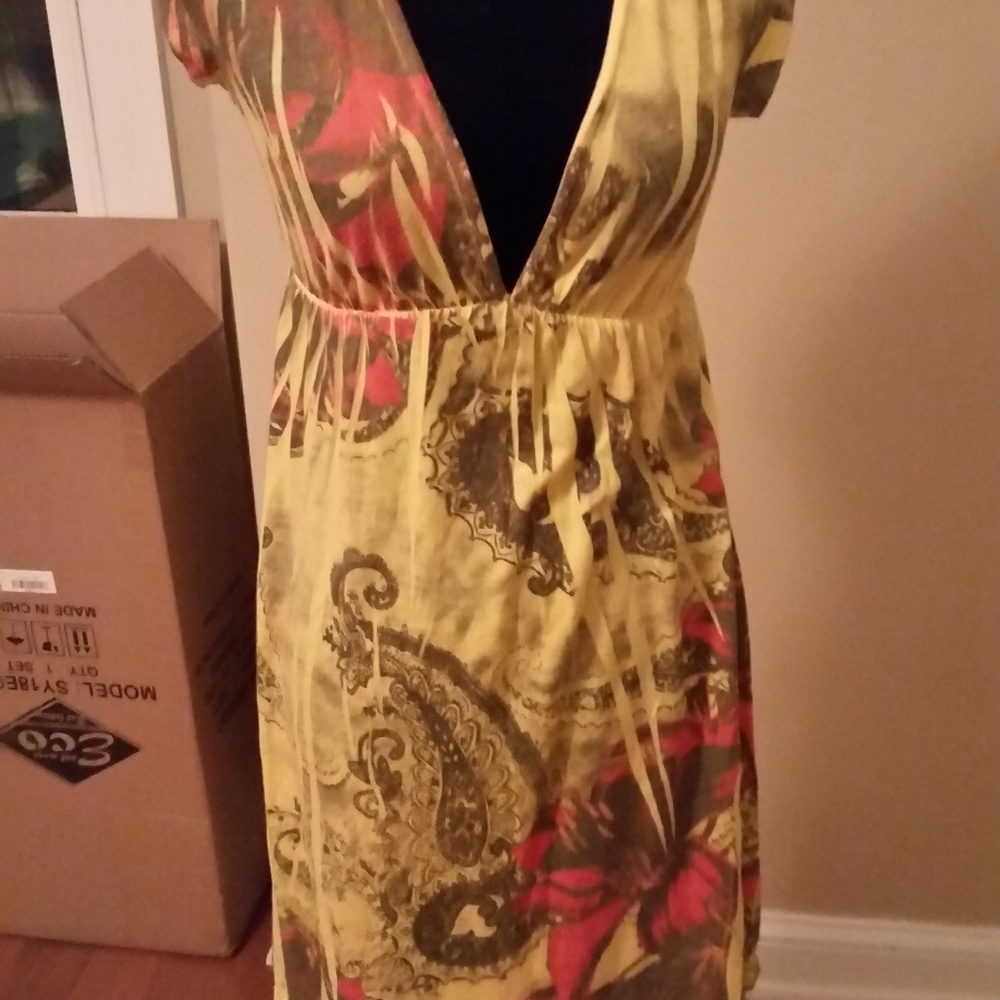 Short dress